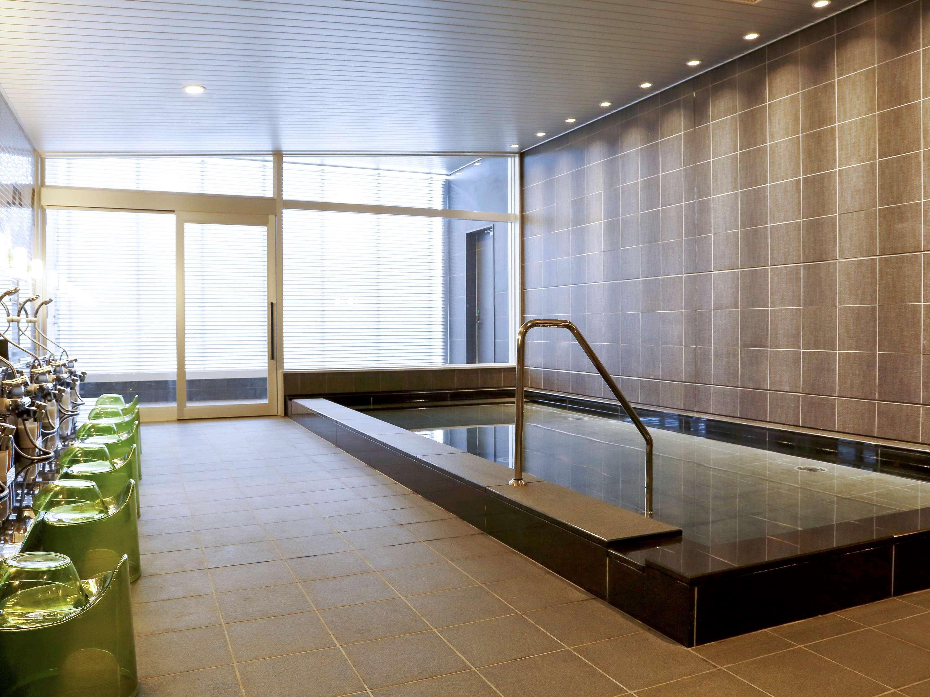 Ibis Styles Tokyo Bay Hotel Urayasu Exterior foto